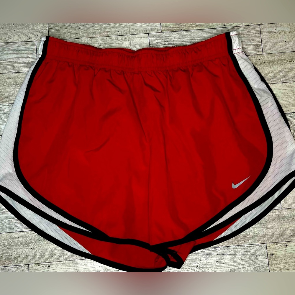 Nike Red Shorts Size Large